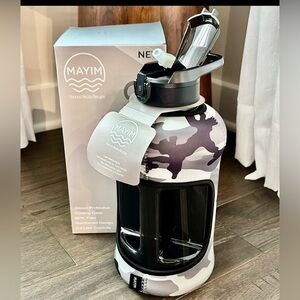 Mayim Camo 2.2 Liter water/beverage bottle with silicone protective Cooling Case